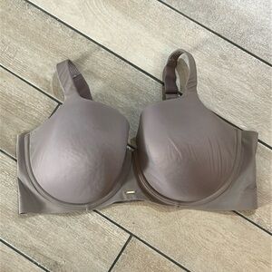 Cacique Lightly Lined Balconette Bra Size 46F